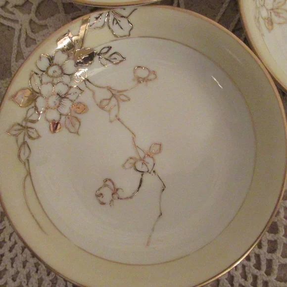 Vintage M NORITAKE China Nippon Hand Painted Gold bowl & dessert plates